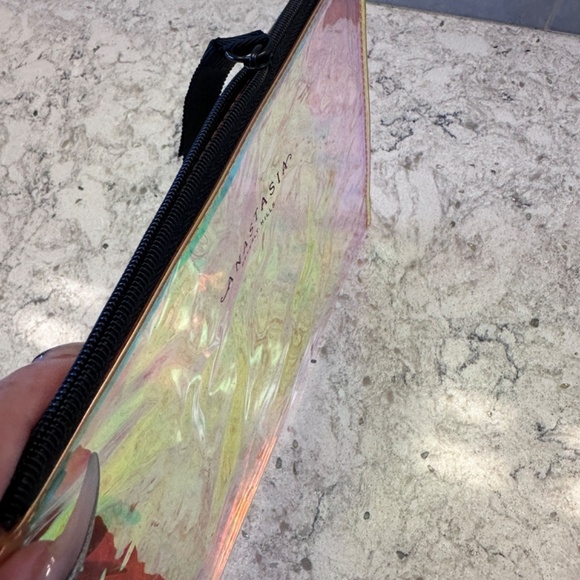 Anastasia Beverly Hills Make-Up Bag w/ Dog pin - Picture 6 of 6